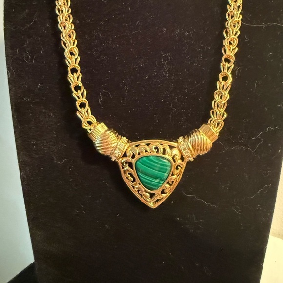 Vintage JBK Camrose & Kross Gold-Tone Necklace w/ Green Stone – 1990s - Picture 2 of 3